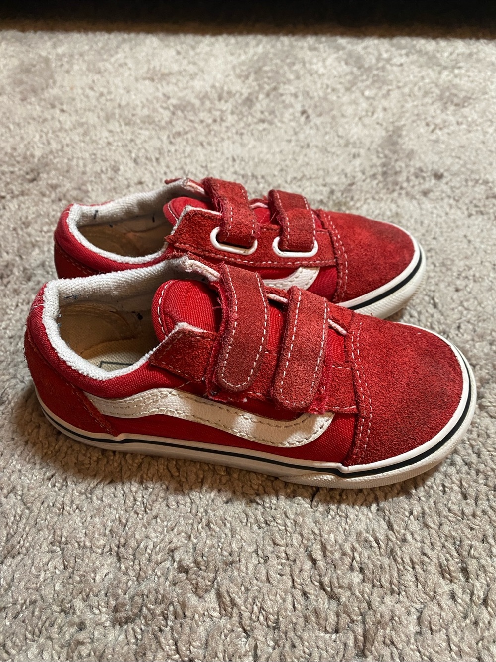 Vans Oldskool low Red suede Velcro Skate Shoes kids size 10 US